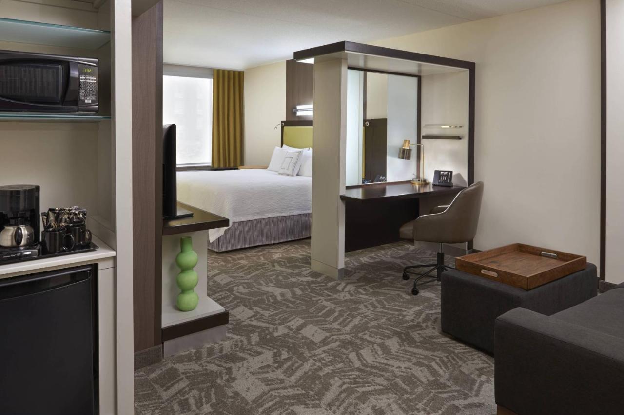 Springhill Suites By Marriott Toronto Vaughan Exterior photo