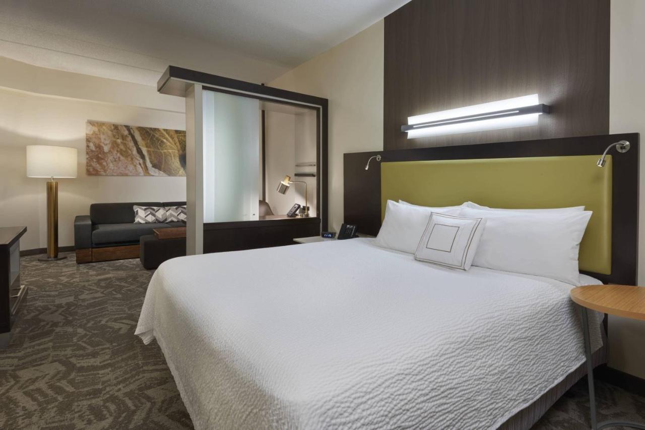 Springhill Suites By Marriott Toronto Vaughan Exterior photo