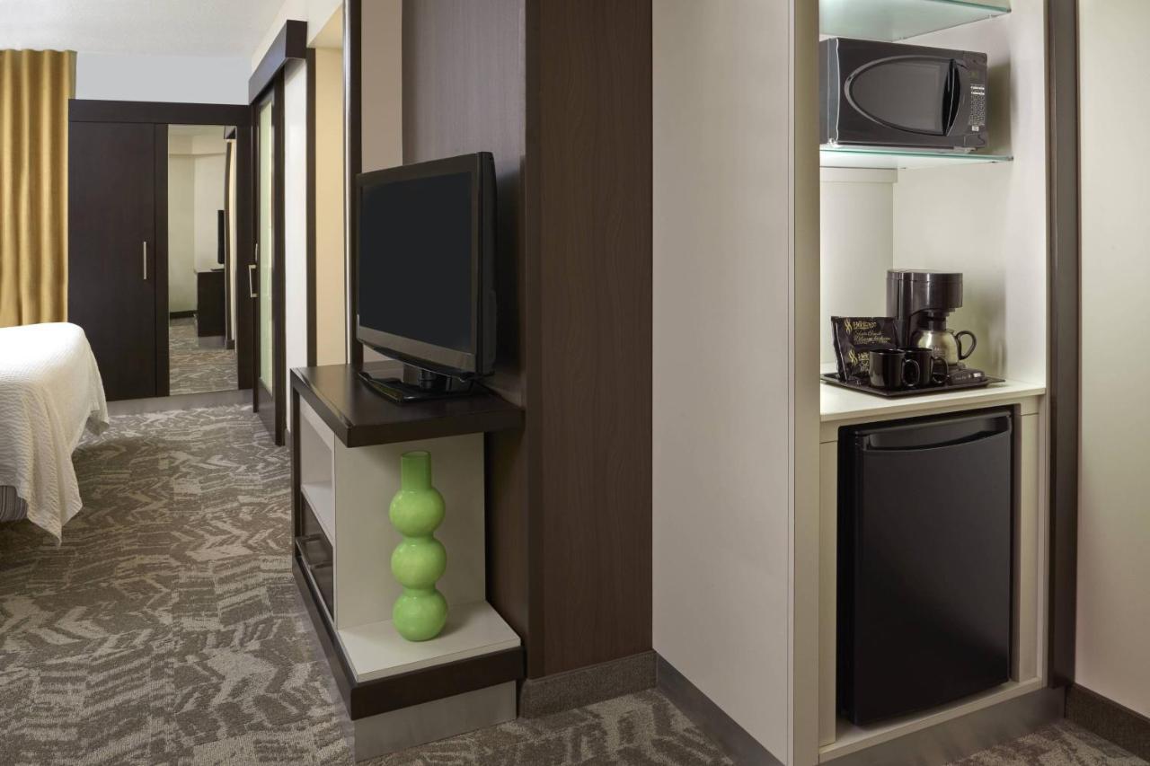 Springhill Suites By Marriott Toronto Vaughan Exterior photo